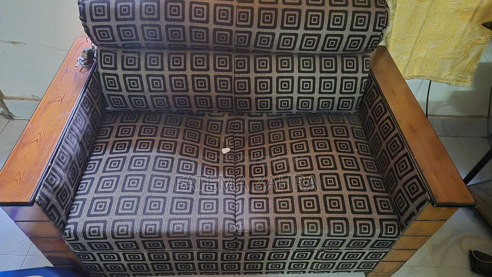 5 Seater Sofa For Sale