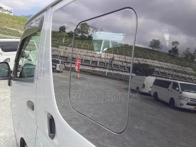 Toyota Hiace GL Dual AC key 2021