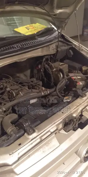 Toyota Noah 2001