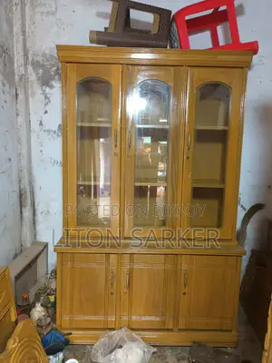 একাশী গাছের খাট,কেবিনেট।