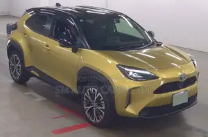 Toyota Yaris Cross Z Golden/Black 2Tone 2022