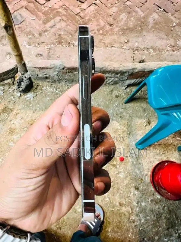 Apple iPhone 14 Pro (Used)