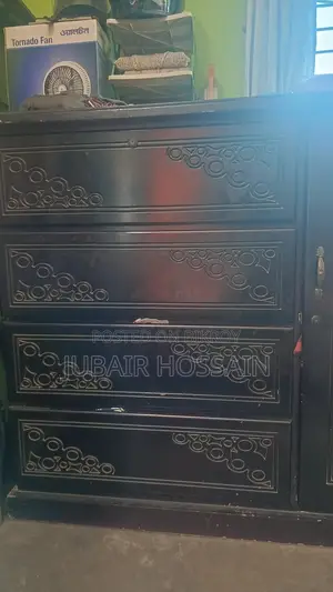 Wardrobe Sell