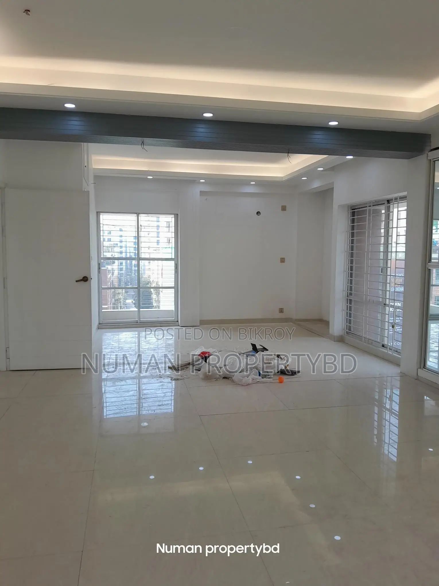 4300sq Semi Furnished Duplex 5-bedroom Flat Rent