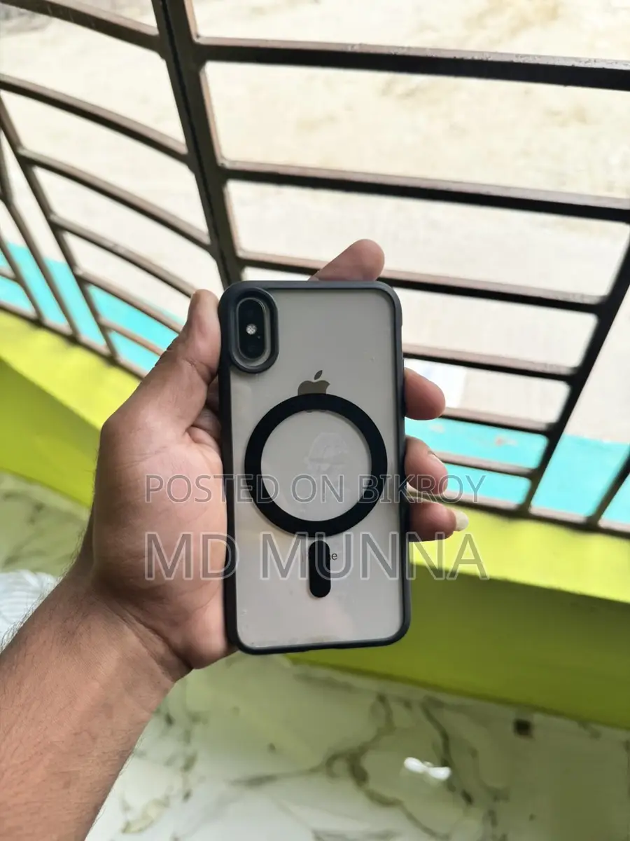 Apple iPhone X (Used)