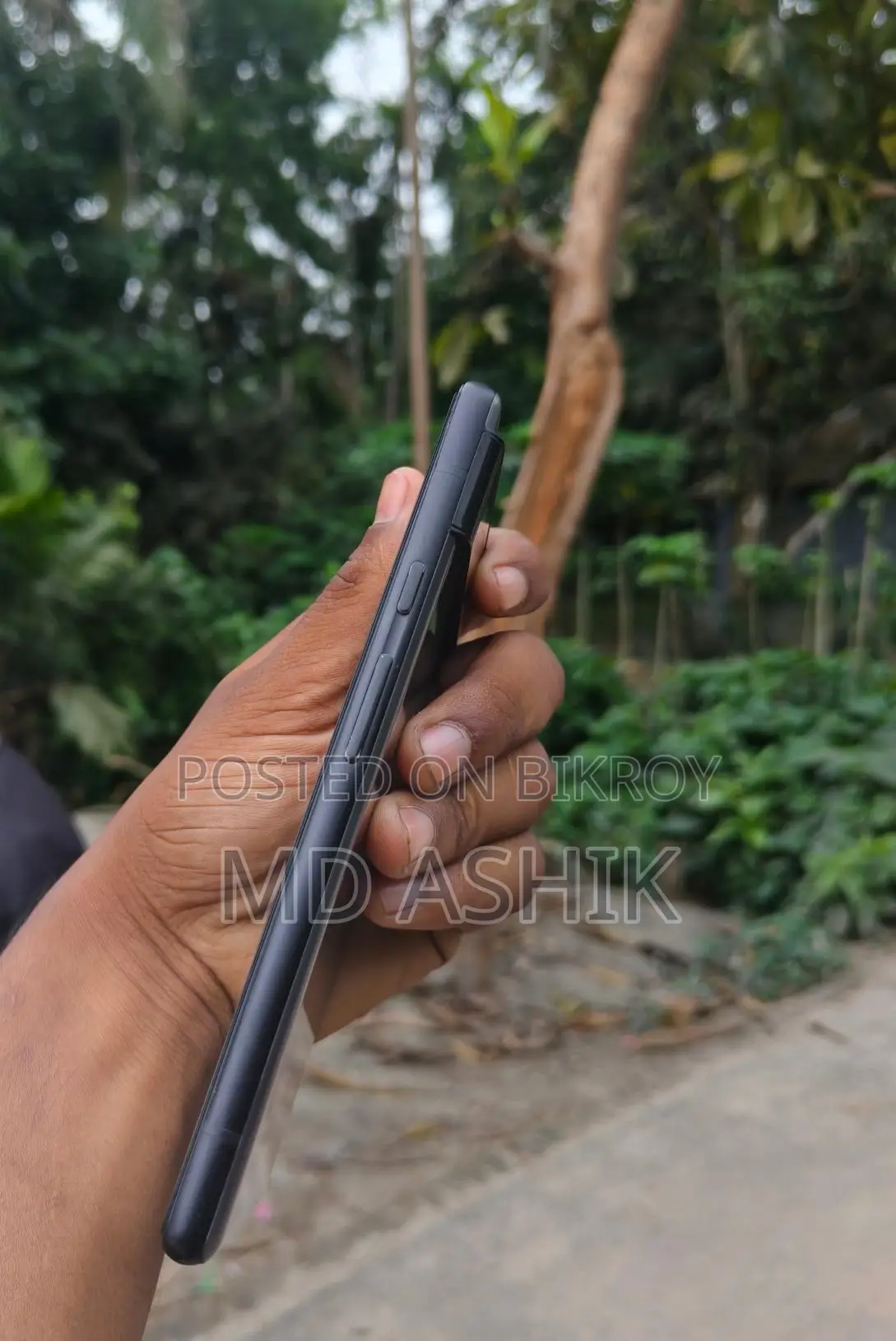 Google Pixel 6 . (Used)