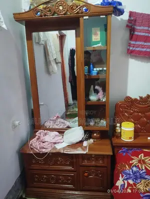 Dressing Table ড্রেসিং টেবিল