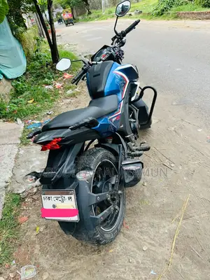 Honda Hornet 2018 Blue