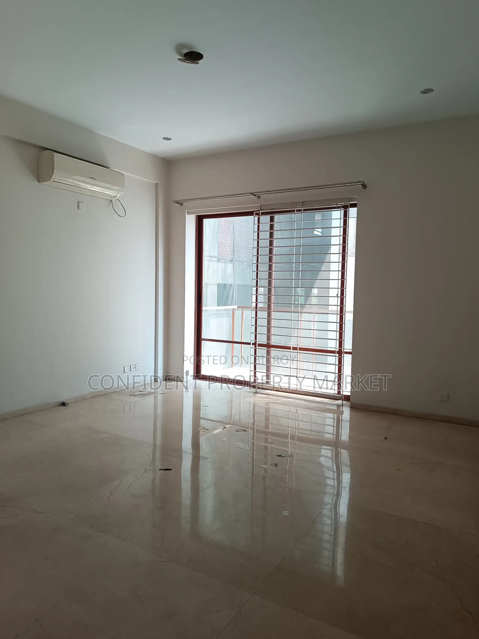 Flat For Rent In Baridhara D/Z