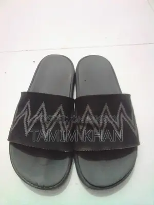 Step Sandal Slider in Good Condition