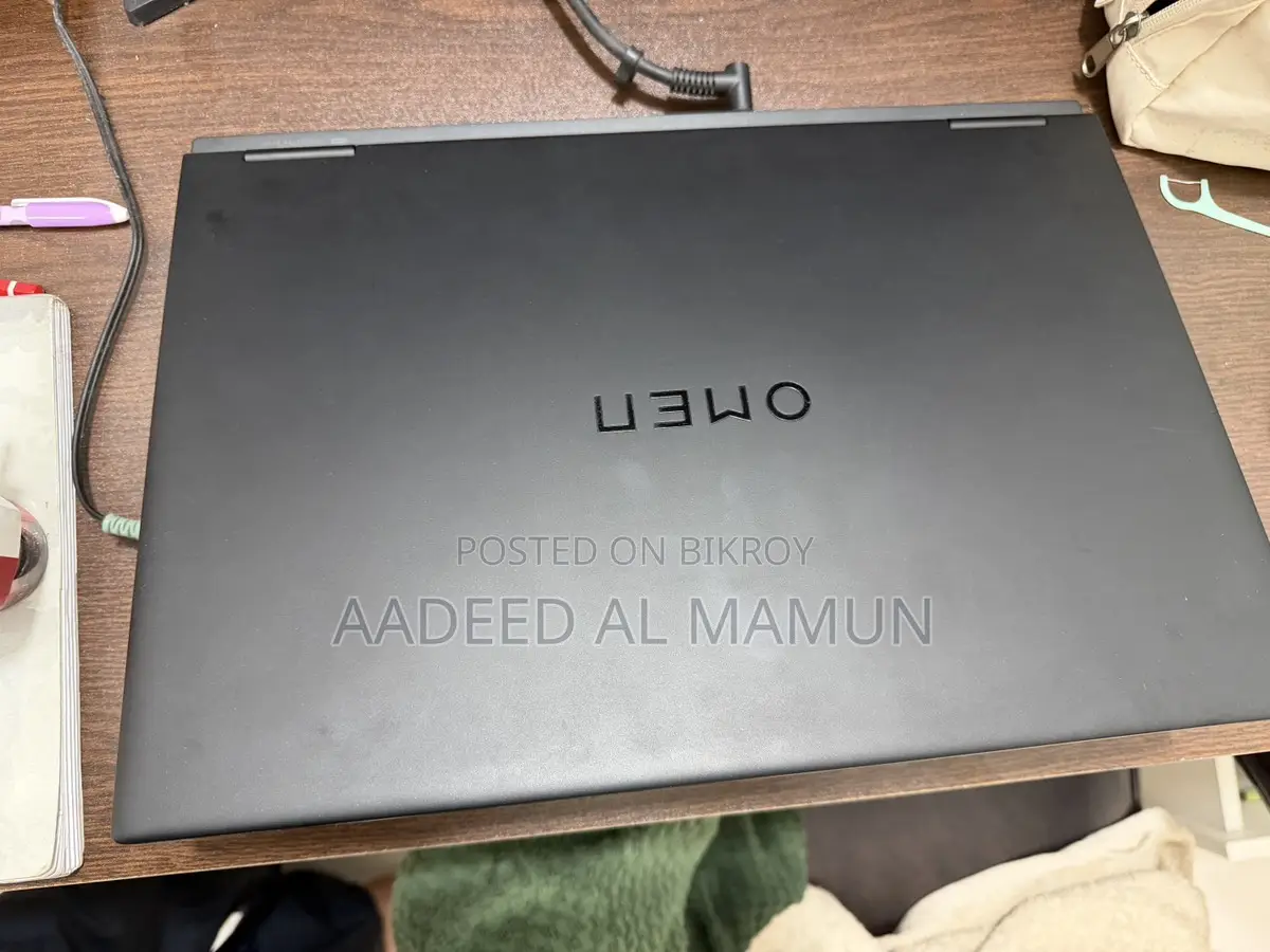 HP OMEN 16-xf0066AX gaming laptop with box.