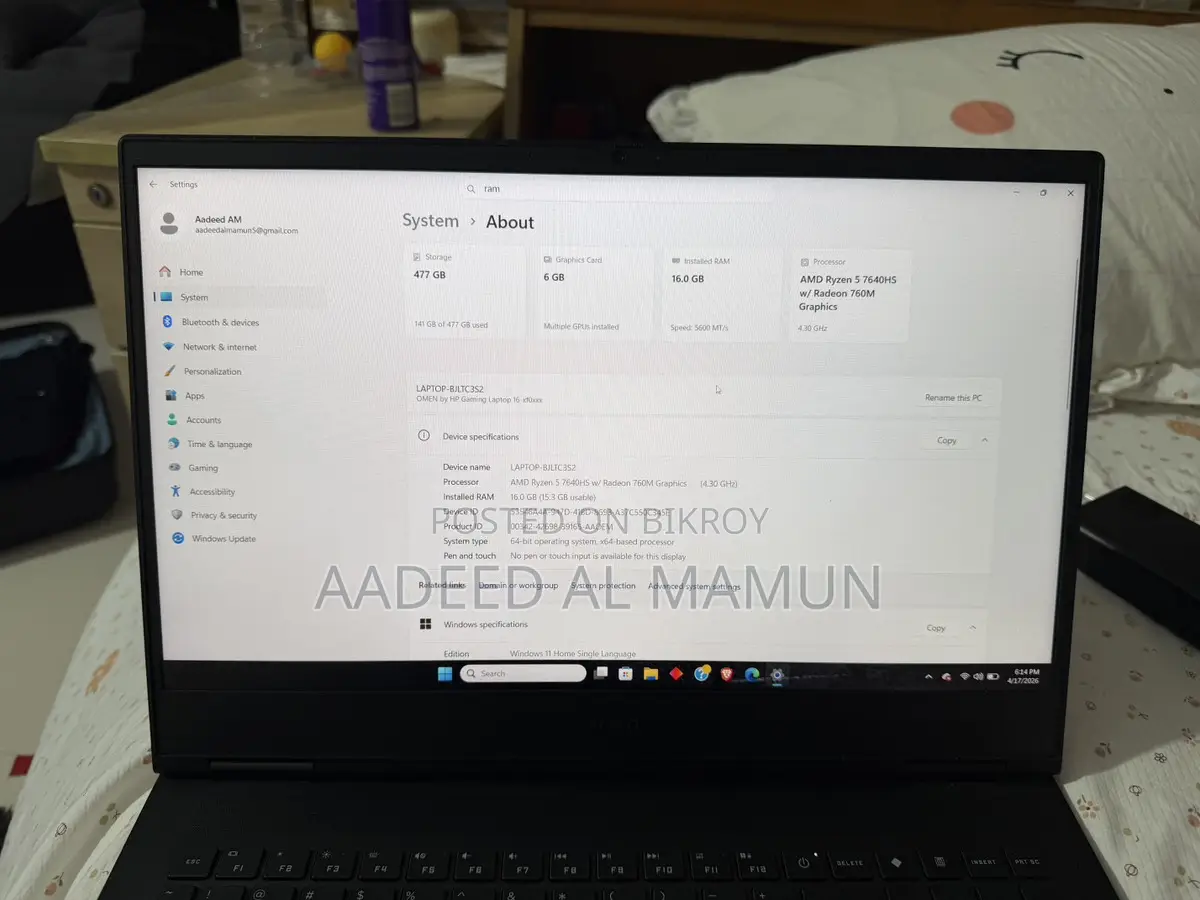 HP OMEN 16-xf0066AX gaming laptop with box.