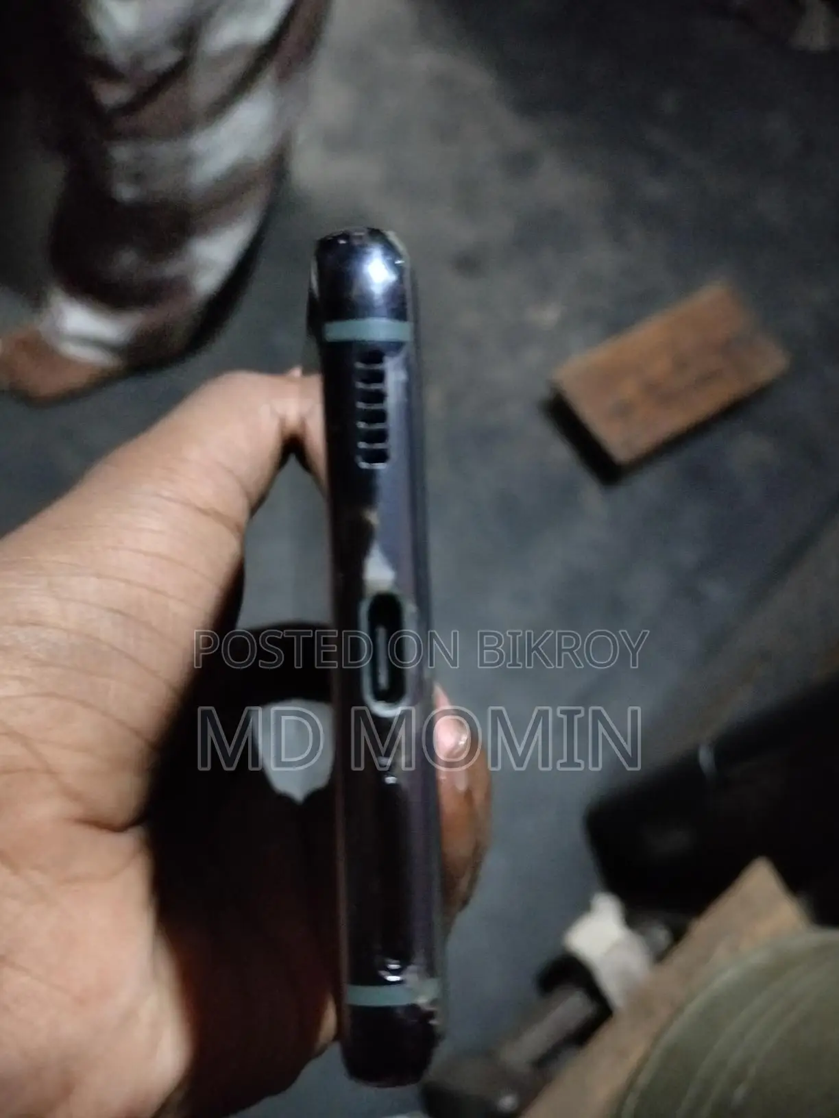 স্যামসাং গ্যালাক্সি এস২১ ৫জি (ব্যবহৃত)