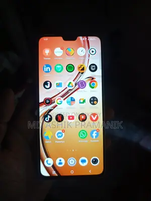Vivo V23 5G জেনুইন 8/128 (Used)