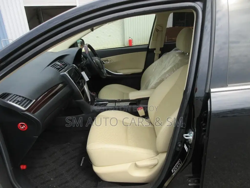 Toyota Premio FEX Black 4.5 Point 2021