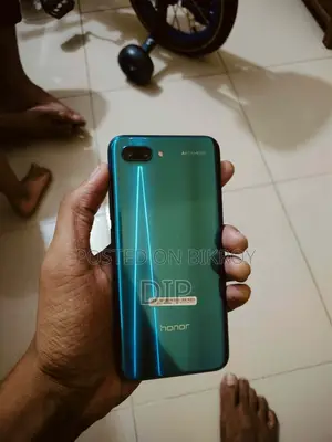 Honor 10 (Used)
