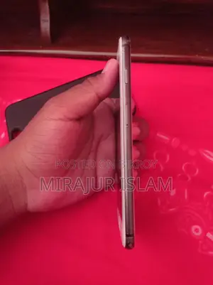 Apple iPhone 8 Plus (Used)