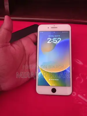 Apple iPhone 8 Plus (Used)