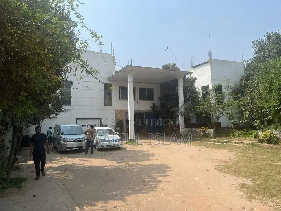 Garment Factory for Sale