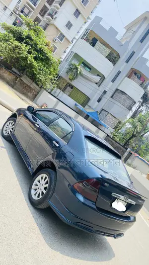 Toyota Corolla G 2000