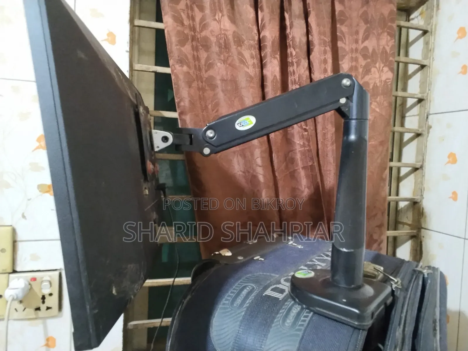 Monitor with Mount Stand