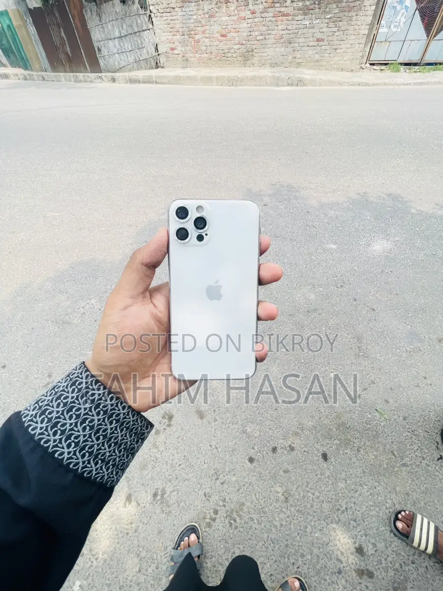 Apple iPhone X (Used)