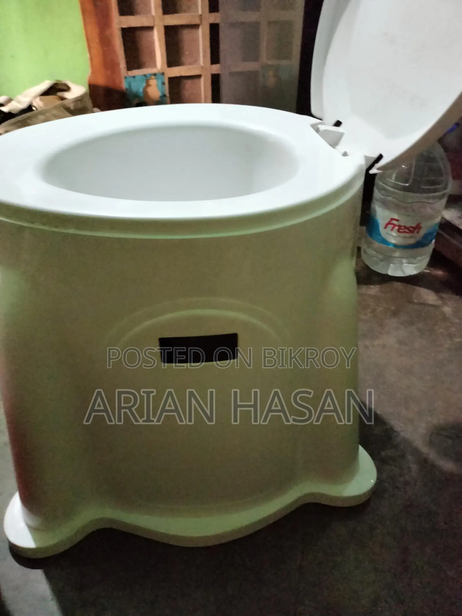 Commode Sale