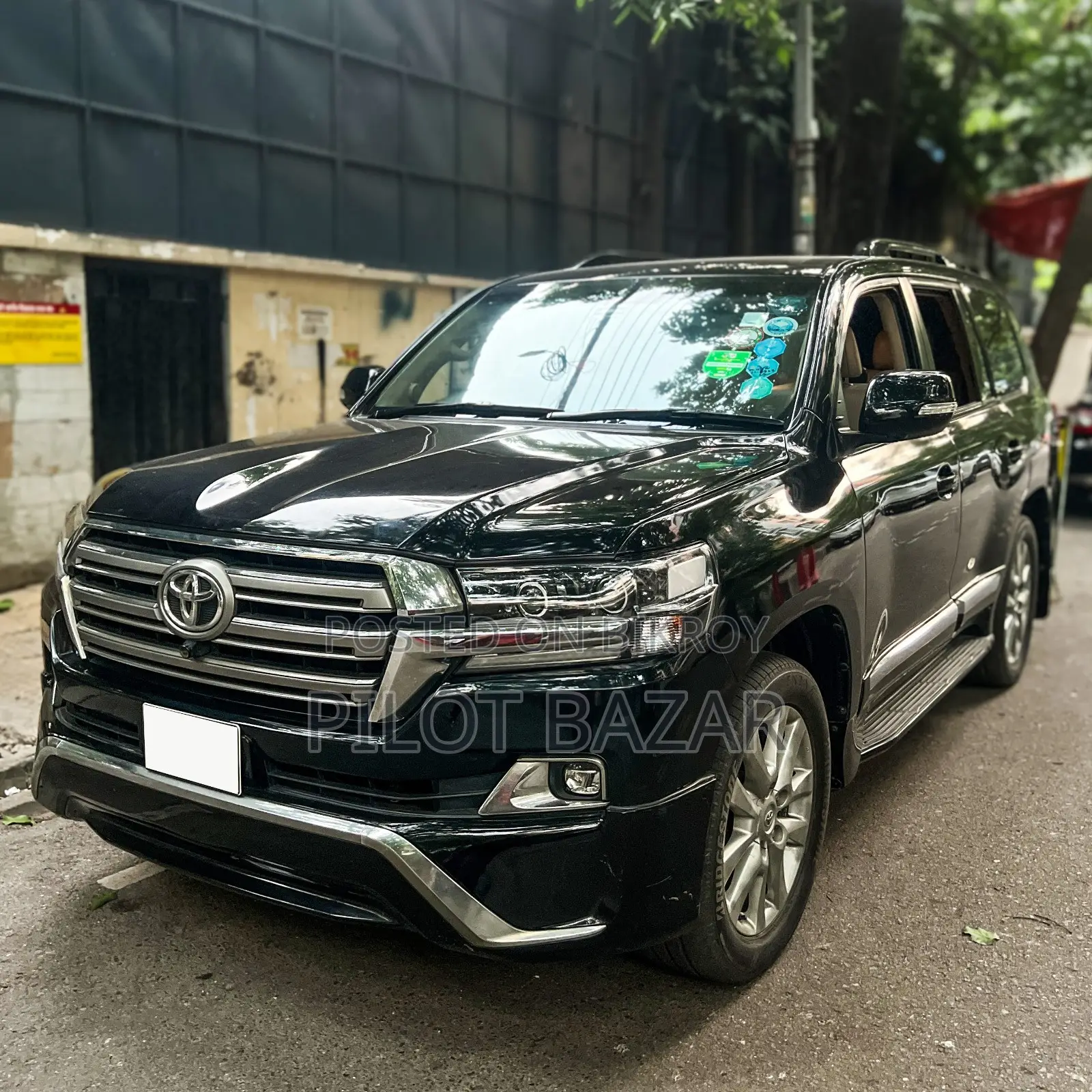 Toyota Land Cruiser V8 VX 2014