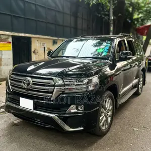 Toyota Land Cruiser V8 VX 2014