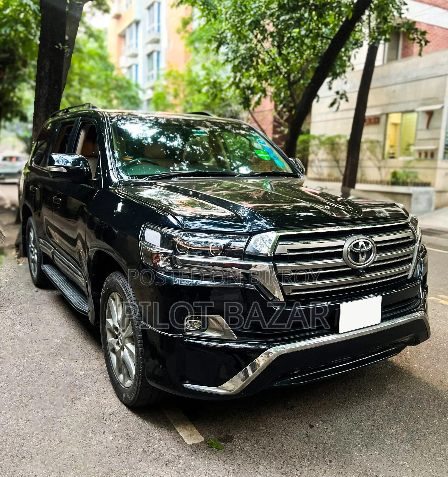 Toyota Land Cruiser V8 VX 2014