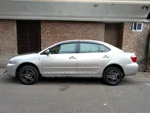 Toyota Premio 2002