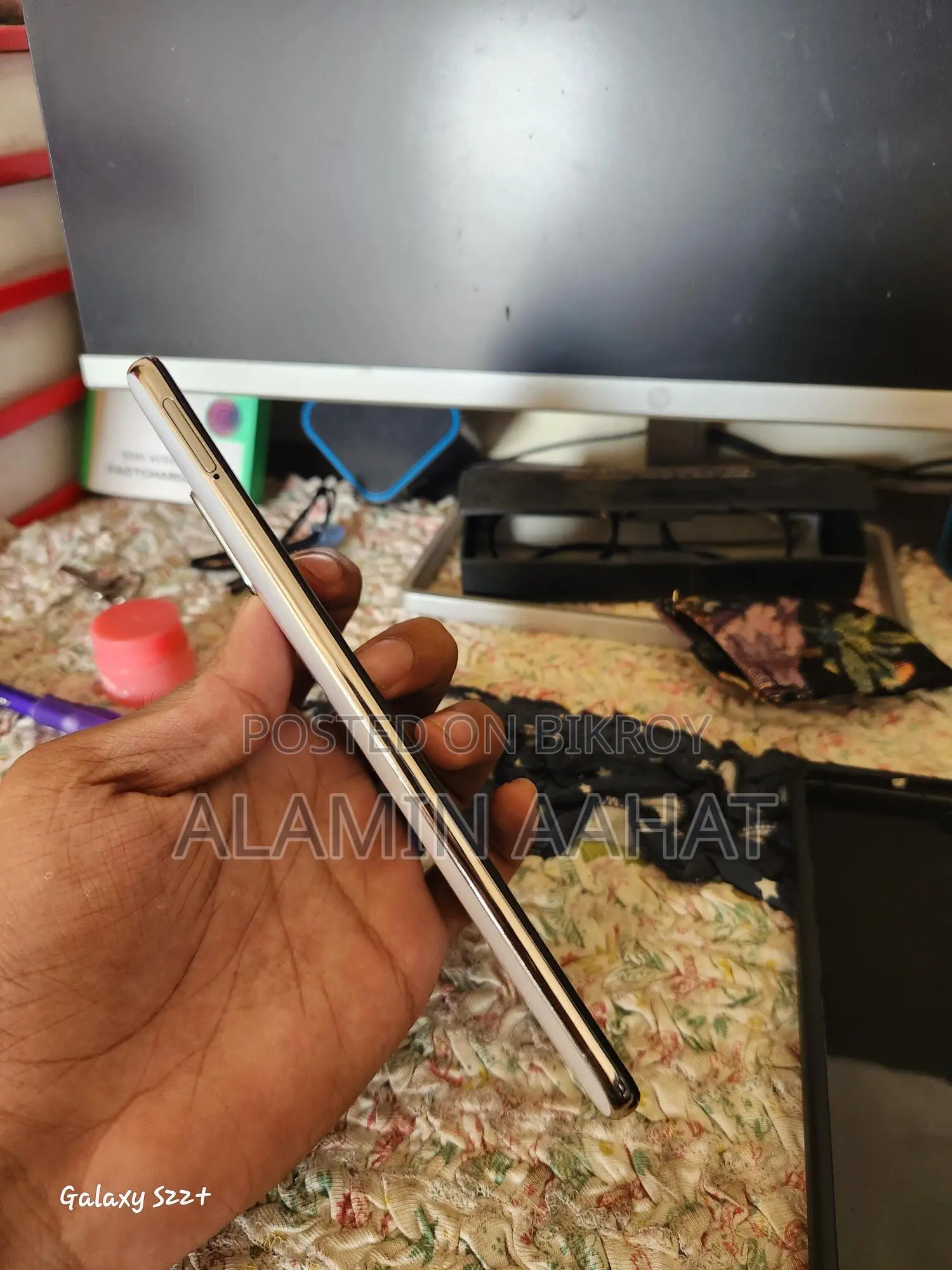 Samsung Galaxy A71 (Used)