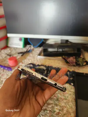 Samsung Galaxy A71 (Used)