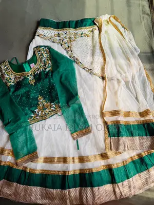 পার্টি লেহেঙ্গা সাইজ এক্সএল