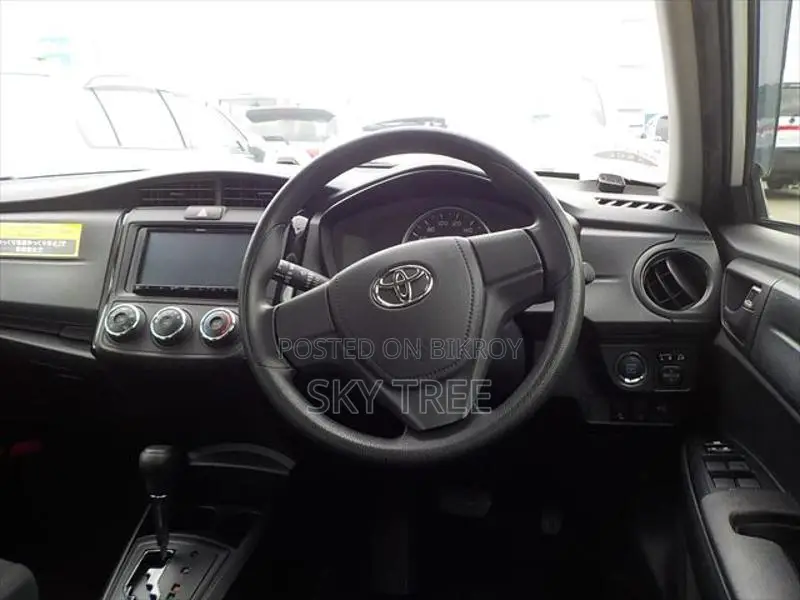 Toyota Axio 2020