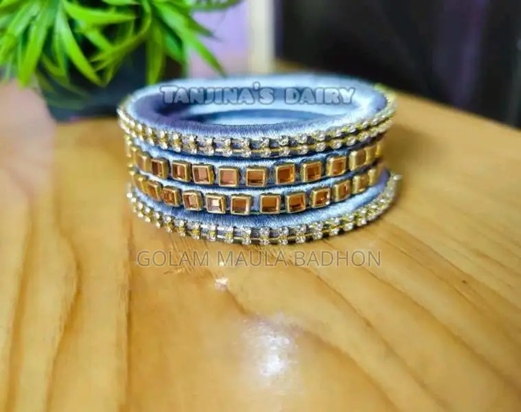 Kundan Bangles