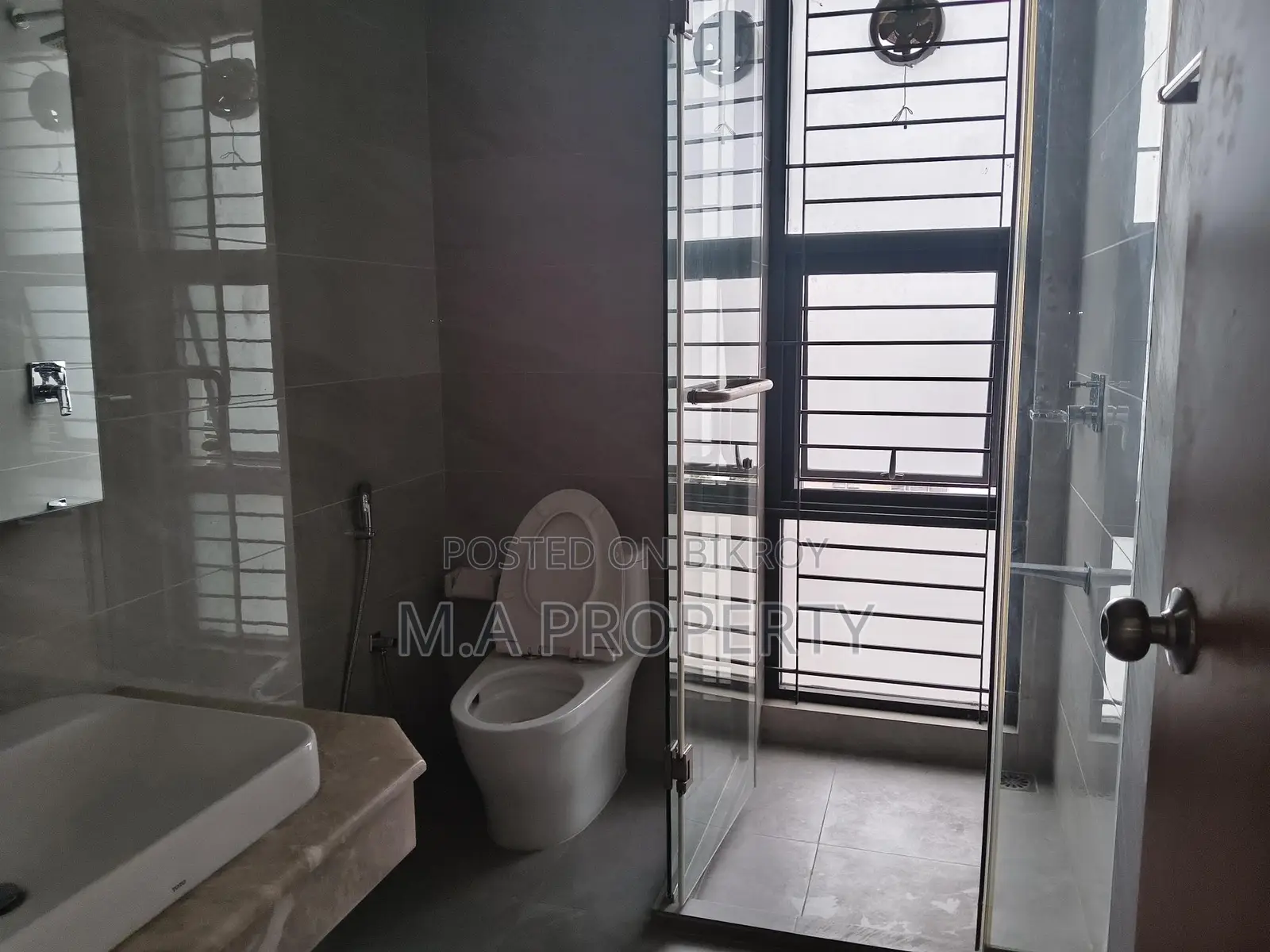 Shanta Brand New 3-Bedroom Apartment 3400sqft Gulshan-1