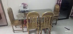ডাইনিং টেবিল ও চেয়ার