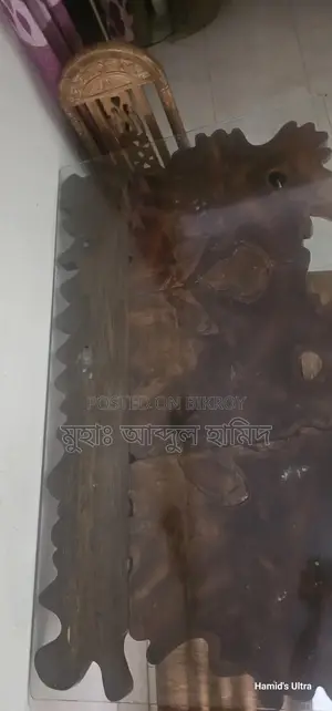 ডাইনিং টেবিল ও চেয়ার