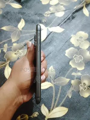 Apple iPhone 11 (Used)