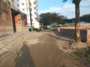 5-Katha South-facing plot for sale in J-Block with 16 No. Road