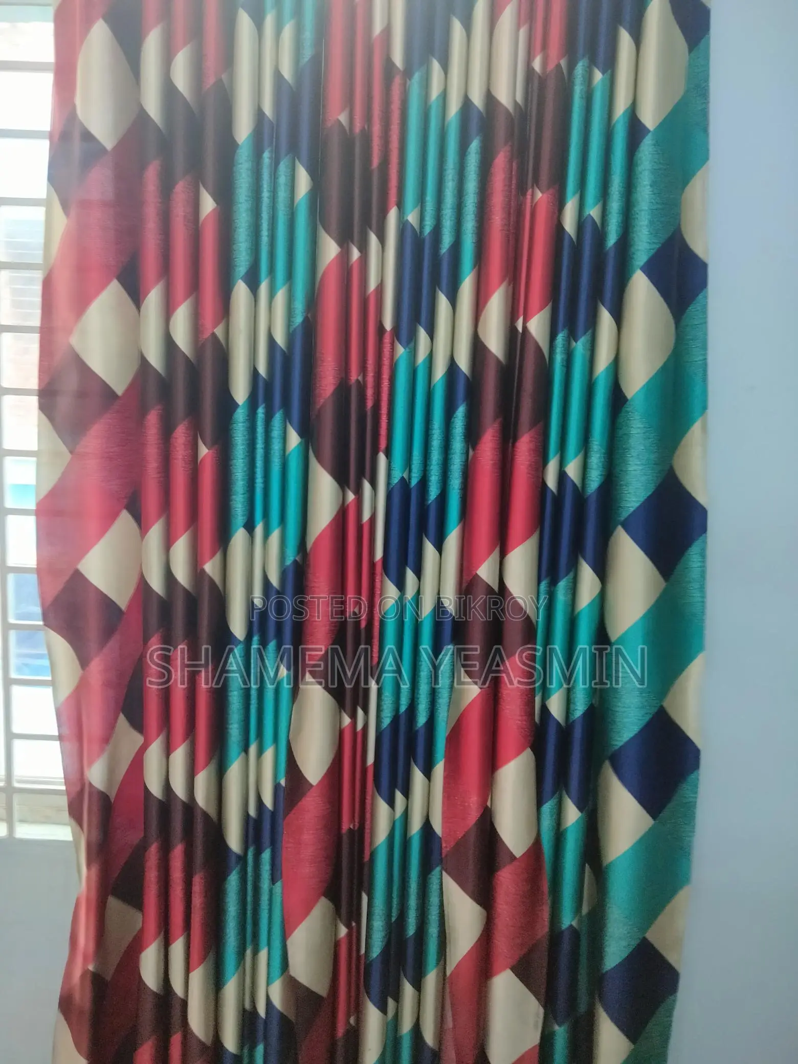 খুবই কোয়ালিটিফুল কিছু পর্দা বিক্রয় করা হবে