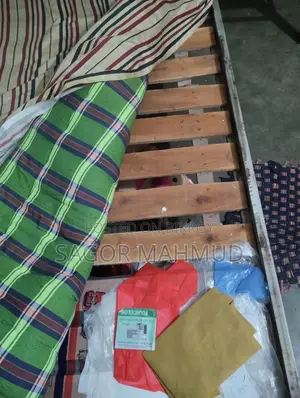 ব্যবহৃত স্টিলের খাট