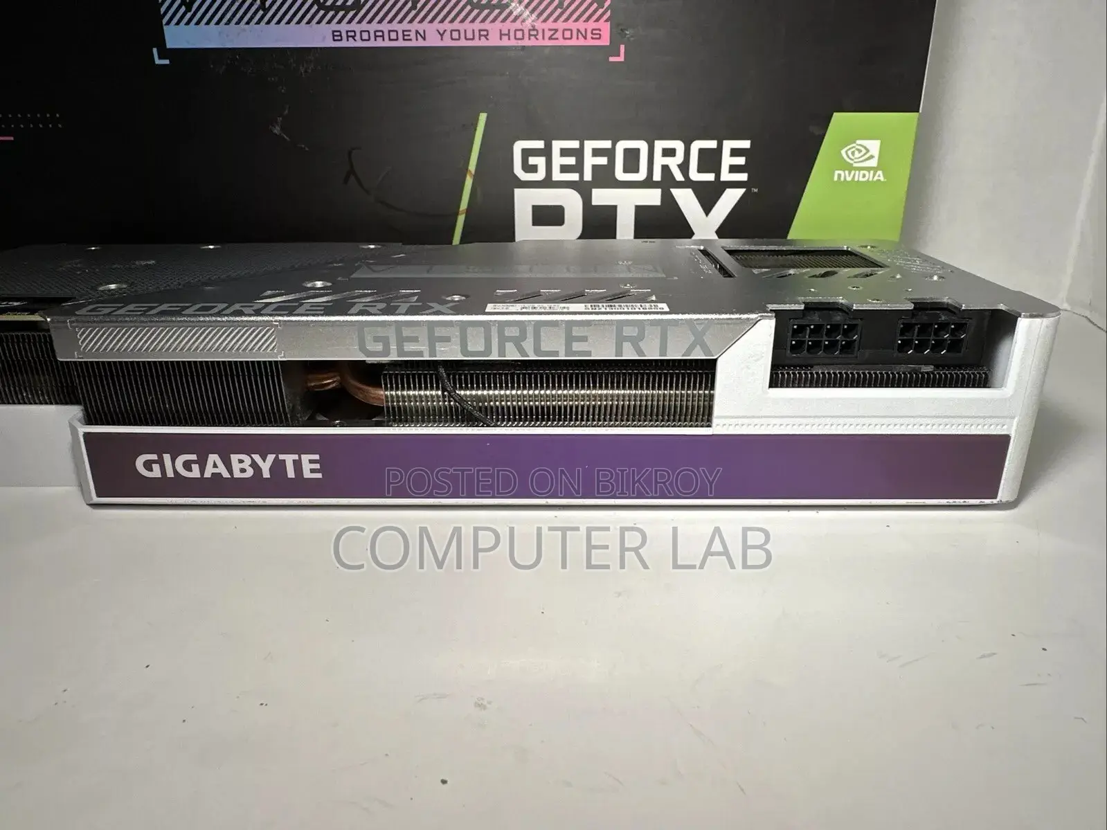 GIGABYTE GeForce RTX 3080 Vision 10GB OC DDR6 with full box Warranty