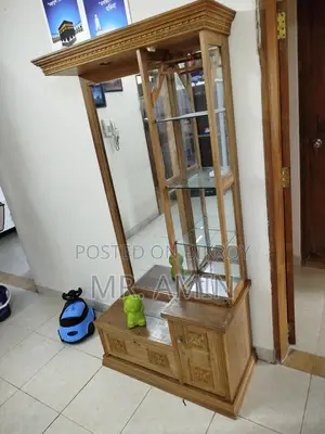 ১ টি সেগুনের ড্রেসিং টেবিল ও উক কাঠের সু-র‍্যাক