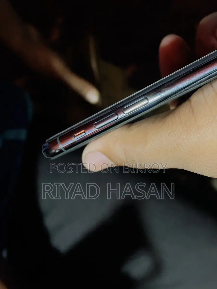 Apple iPhone 11 Pro Max (Used)