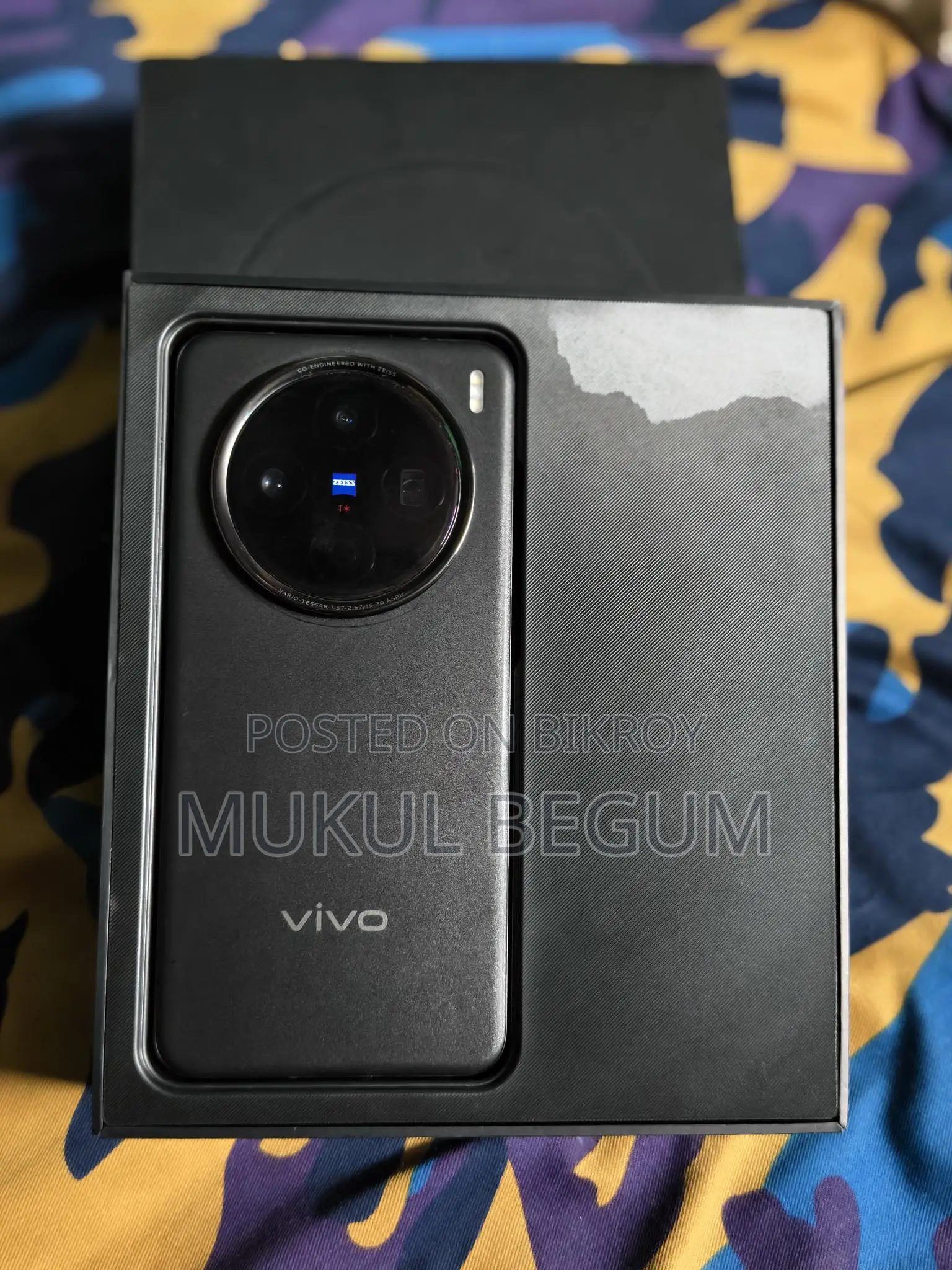 Vivo X200 12GB RAM 256GB ROM (Used)