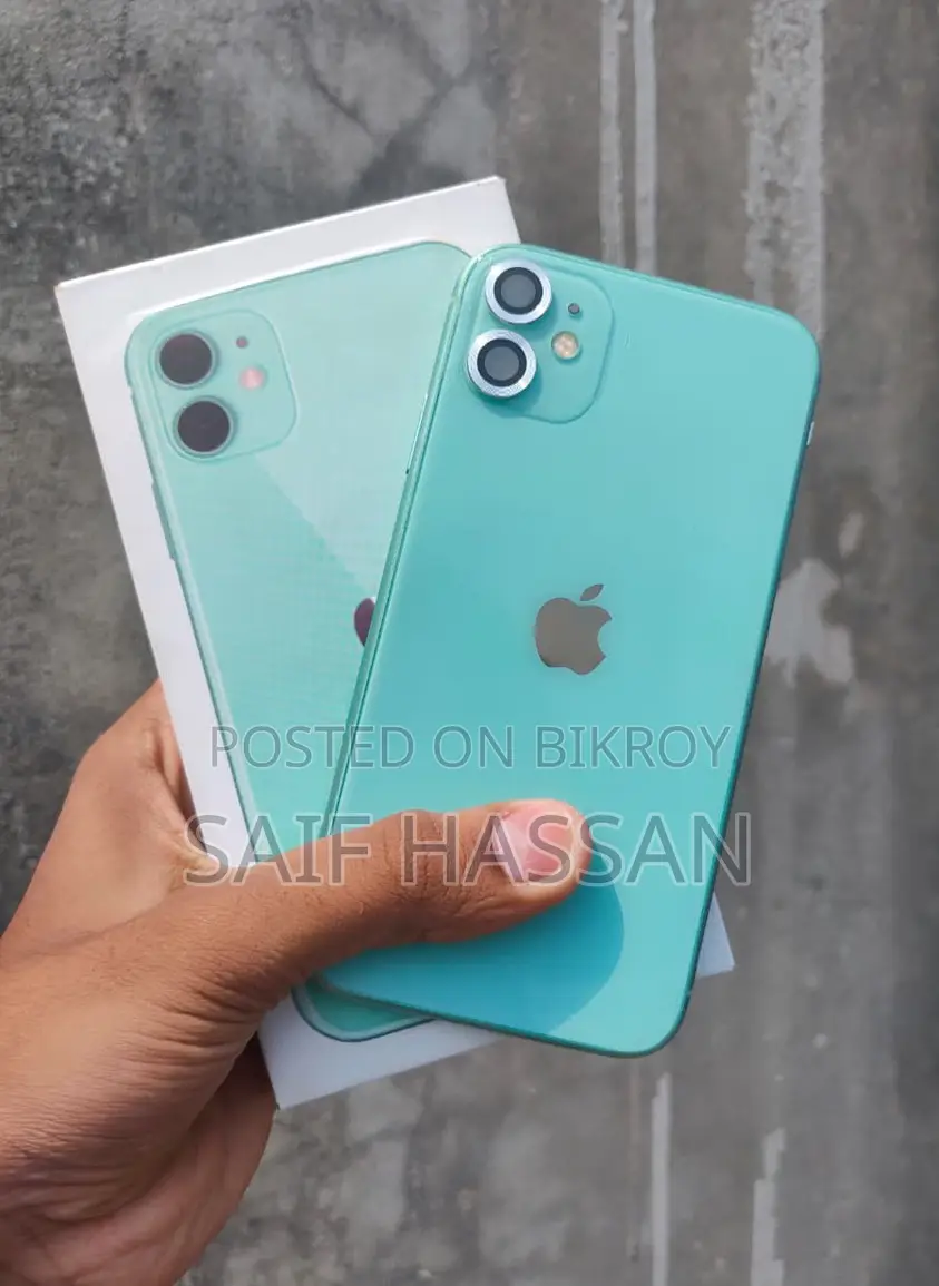 Apple iPhone 11 . (Used)