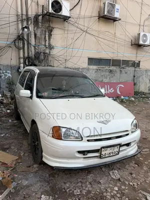 Toyota Starlet 1998