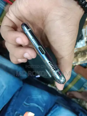 Samsung Galaxy S20 Plus global (Used)